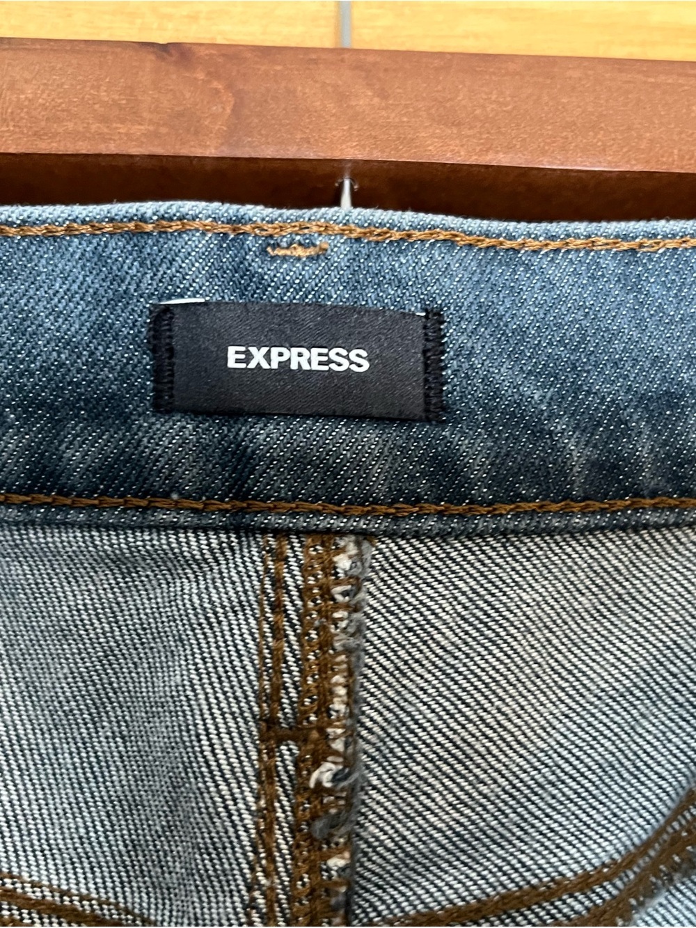 Express Wide Leg High Rise Jeans - Picture 4 of 7
